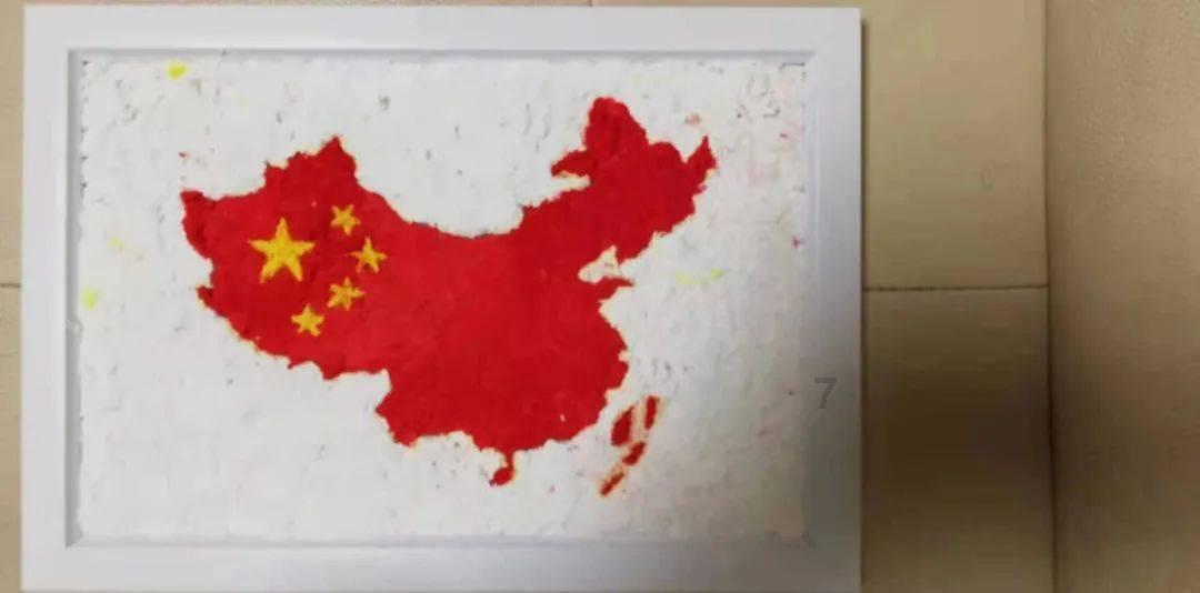 I can't offer a chance to who/whom doesn't show great interest in his work.这个句子选who还是whom？游戏画面